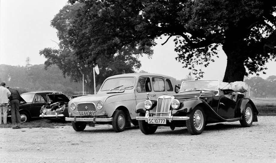Renault R4 MG TF